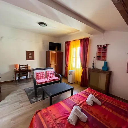 Guest house Chateau Borie Neuve 3*